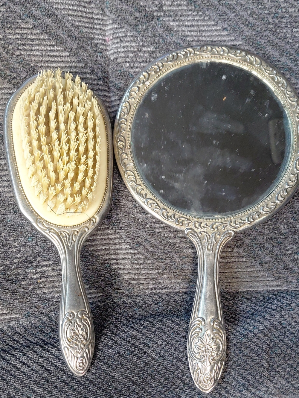 Vintage Silver Hand Mirror & Brush Set - Cream Bristles